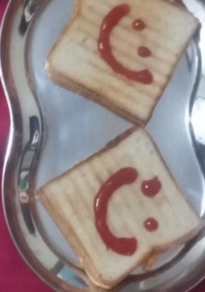 ચીઝ સેન્ડવીચ(Cheese Sandwich Recipe in Gujarati) રેસીપી મુખ્ય ફોટો