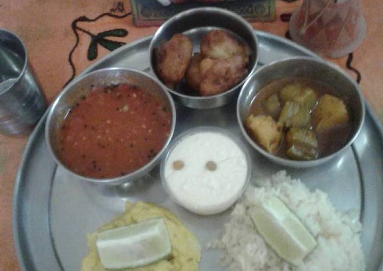 Simple Way to Make Any-night-of-the-week Satwik Thali