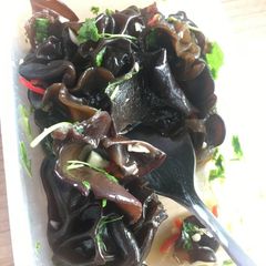A picture of Wood fungi salad (cook: 5 min, pre:4h).