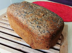 Una foto de Pan de espelta, nueces y cerveza integral