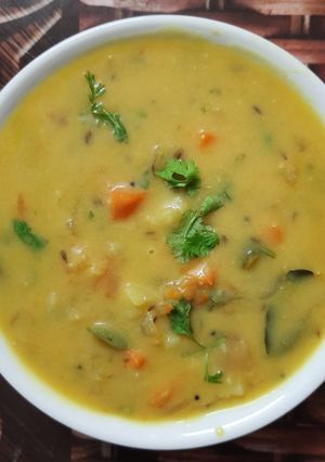 A picture of Bombay Chutney or Pitla.