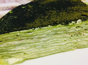 Hình của món Bánh Crepe Matcha.