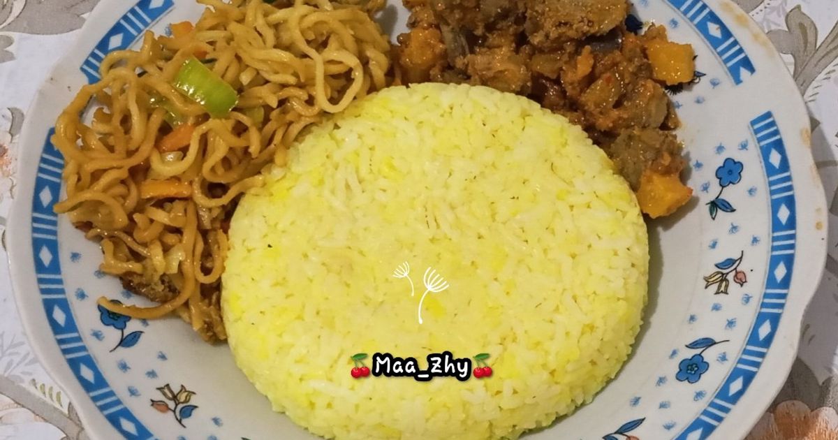 Nasi Kuning Simpel