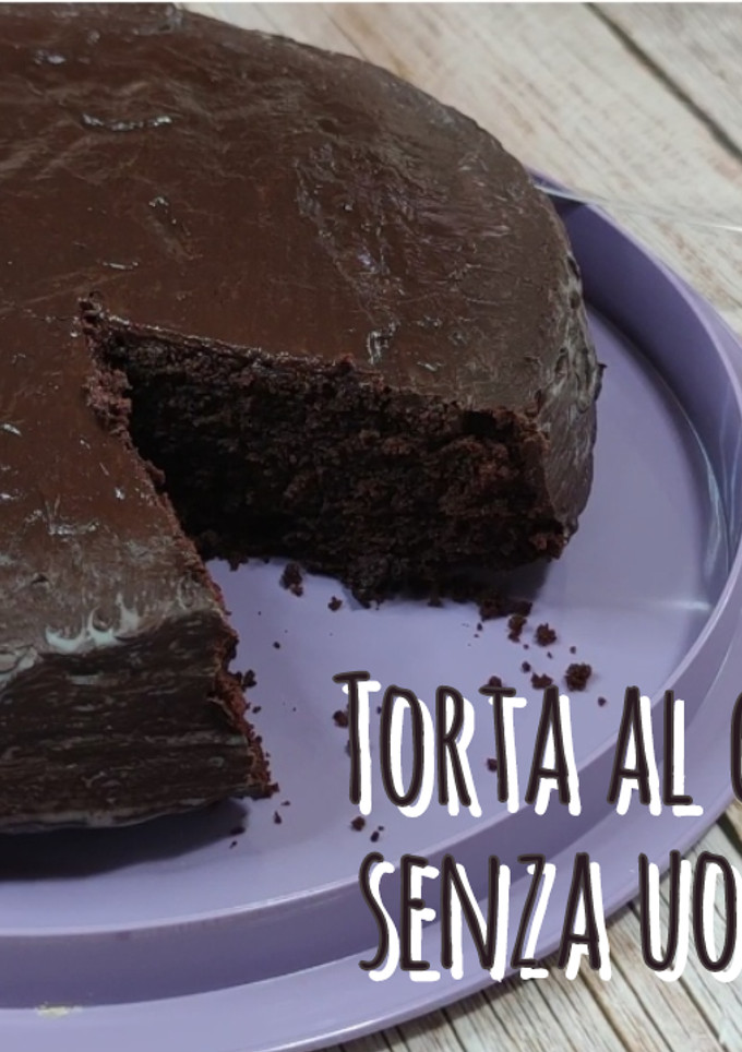 Foto di Torta al cioccolato senza uova e senza burro