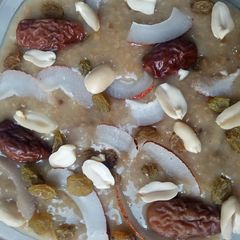 A picture of Gur Ka dalya.