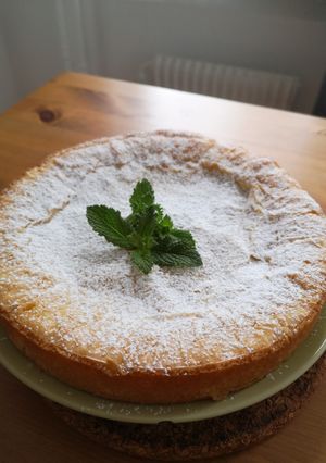 A picture of White Chocolate Mud Cake.