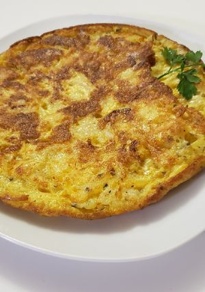 Una foto de Tortilla de papas a la Española👩‍🍳