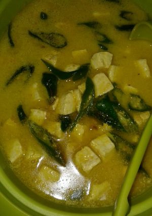 Foto resep Sayur cabe hijau tahu kuah kuning endeeesss..