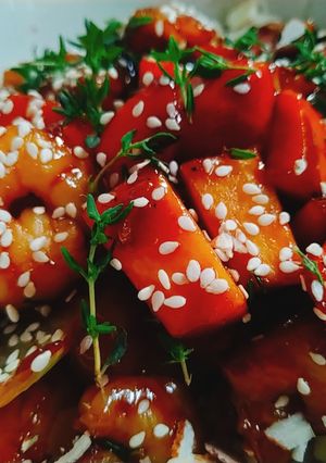 A picture of Sweet and sour shrimp.