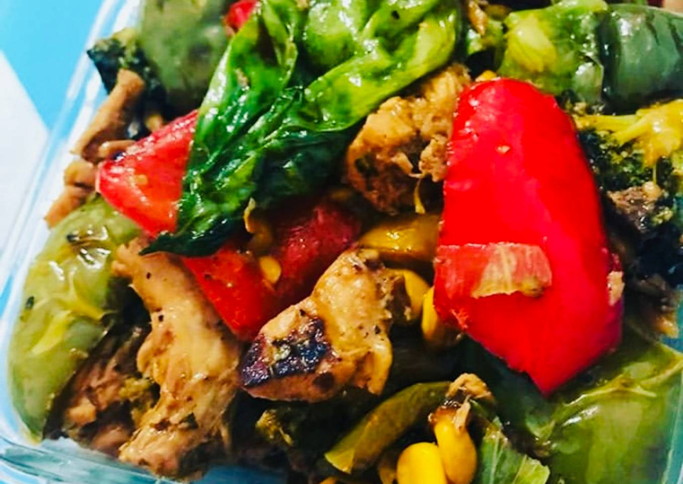 Stir fried chicken with veggies