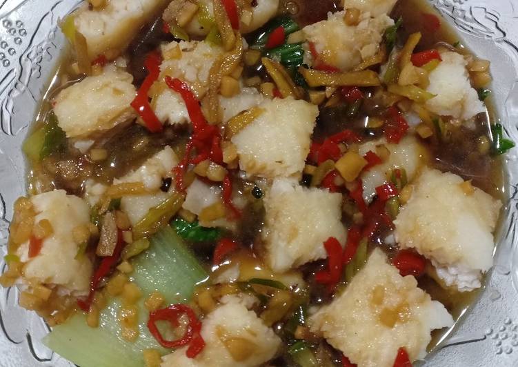 Cara Gampang Menyiapkan Tim Dori Jahe Daun Pokcoy saus Hongkong yang Bisa Manjain Lidah