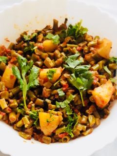 बरबट्टी की सब्ज़ी रेसिपी मुख्य फोटो