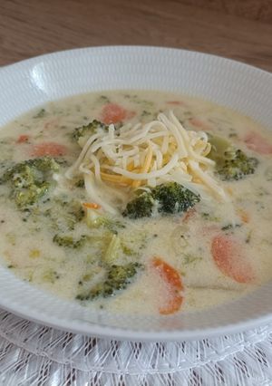 Foto principal de Sopa de brócoli y queso