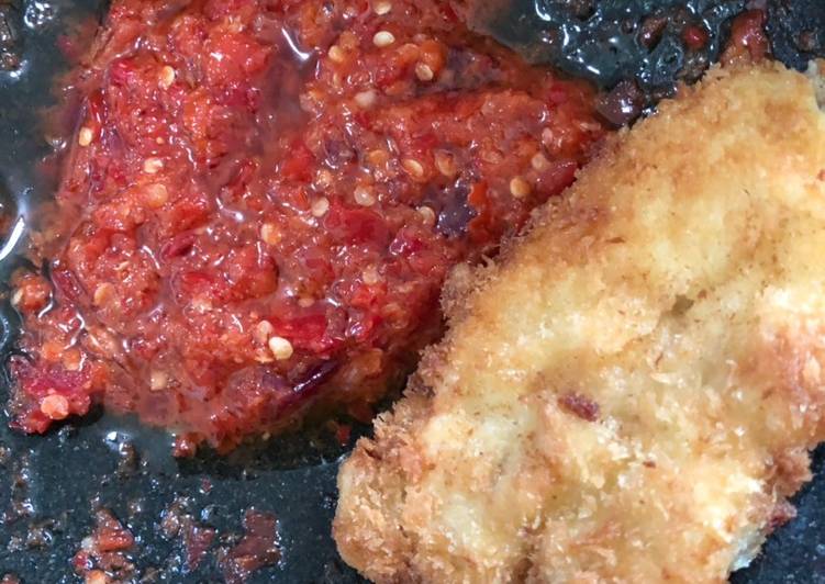 Cara Gampang Membuat Ayam fillet crispy sambel seuhah, Lezat Sekali