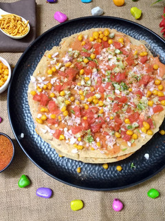 સ્ટ્રીટ સ્ટાઇલ ઇટાલિયન ખાખરા ચાટ (Street Style Italian Khakhra Chaat Recipe In Gujarati) રેસીપી મુખ્ય ફોટો