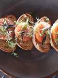 Canapé 🍅🥬🧀caprese de ciabatta 🍞