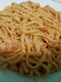 Una foto de Linguine al bacon y huevo
