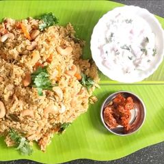 A picture of Vegetable Biriyani 🥕.
