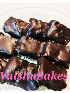 A picture of Oats Choco Yoga Bars.