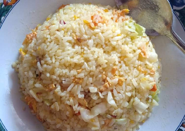 Cara Gampang Menyiapkan Nasi goreng kuning + kol, Sempurna