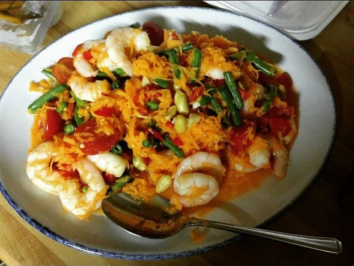 Easy Way Prepare Recipe Thai prawn salad that is Can Pamper Your Tongue, Can Spoil the Tongue}