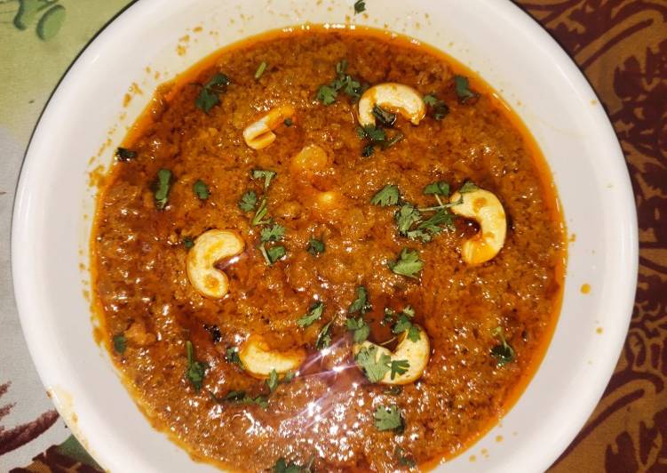 Kaju Curry with malai gravy