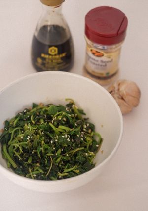 Foto resep Salad Bayam Korea (Sigeumchi Namul)