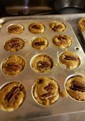 A picture of Pecan Tarts.