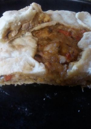 Una foto de Calzone de pollo y choclo
