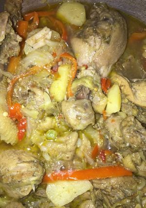 A picture of Marinate veggie chicken.