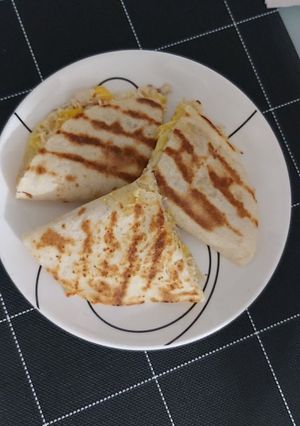 Una foto de Quesadillas de pollo y mango