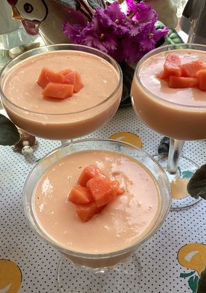 Una foto de Mousse de papaya (lechosa)