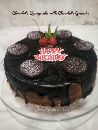 Langkah Mudah untuk Menyiapkan Resep  Simple Chocolate Birthday Cake yang Enak, Menggugah Selera