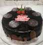 Cara Sederhana Membikin Resep  Simple Chocolate Birthday Cake yang Sempurna, Enak Banget