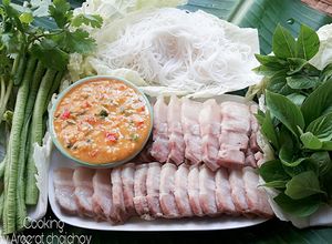 รูปของ เมี่ยงหมู3ชั้นน้ำจิ้มถั่วลิสง
