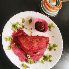 A picture of Beetroot Oats Chilla 😋(High protein chilla).