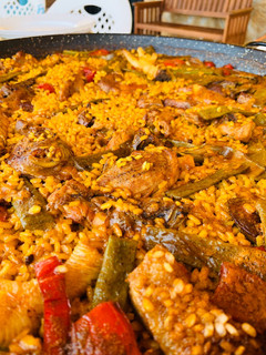 Una foto de Paella Valenciana