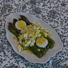 蘆筍佐碎雞蛋 Asparagi Mimosa-レシピのメイン写真