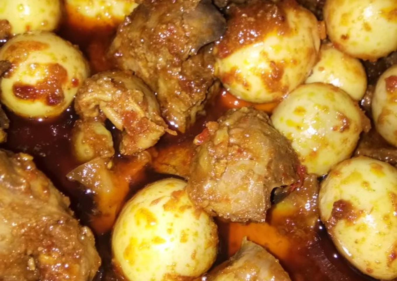 Hati ayam,telur puyuh Balado