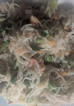 A picture of Vegetable kichdi.