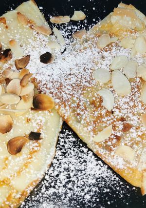 Une photo de Crêpes aux sucre et amandes