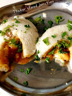 લાવા ઈડલી (Lava Idli Recipe In Gujarati) રેસીપી મુખ્ય ફોટો