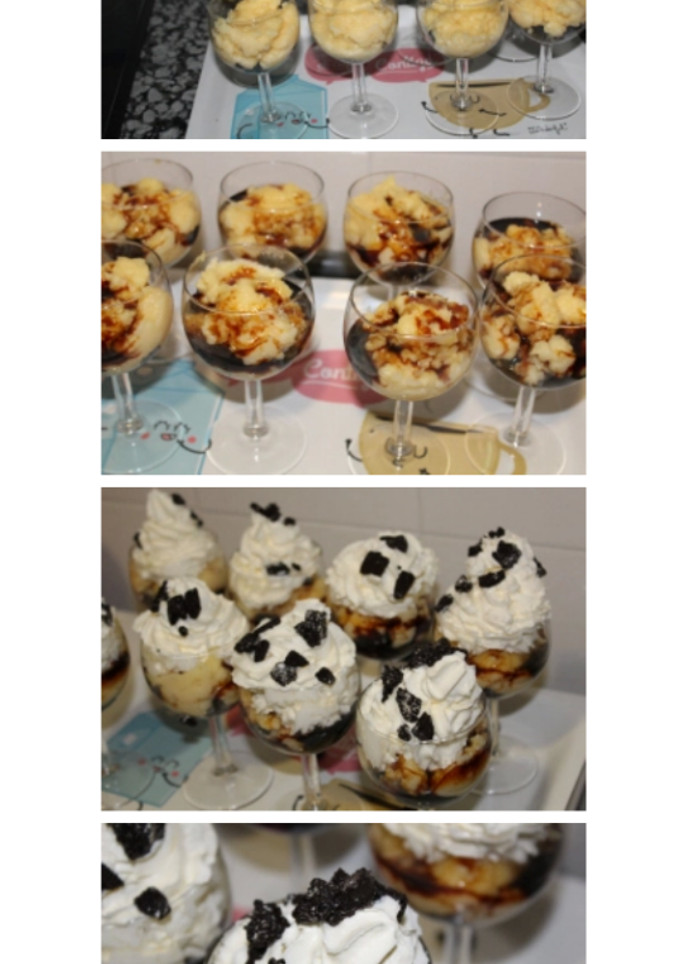 Una foto de Pudding de vainilla con oreo, nata y caramelo