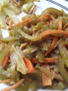 Una foto de Salteado de caiguas / pepino guiso🤔🥗🥙