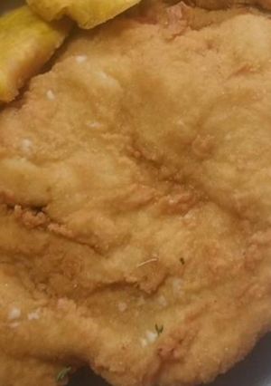 Una foto de Filete de pechugas de pollo empanadas