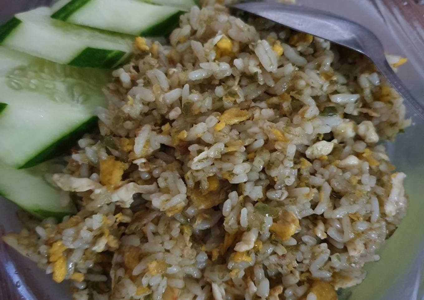 Nasi goreng dengan cabai rawit
