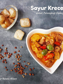 Foto resep Sayur Krecek untuk Pendamping Gudeg