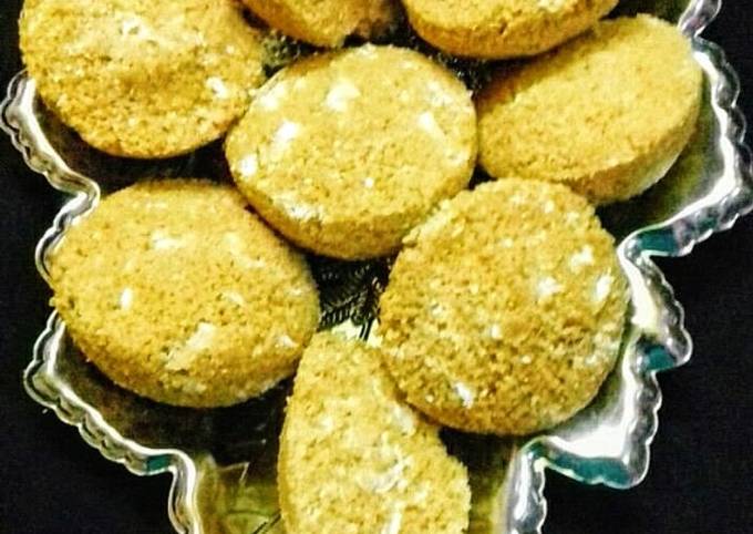 Gudh Narkoler Mishti Bhapa (Steamed pancake with coconut & jaggery) Recipe