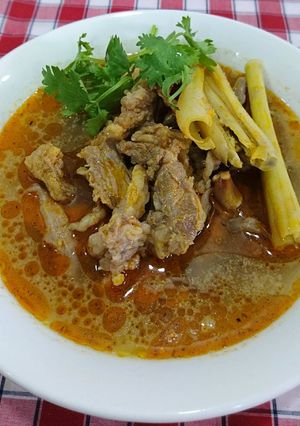 Hình của món Nạm bò xáo sả.