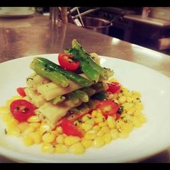 A picture of Makai lal tomato beans built salad.